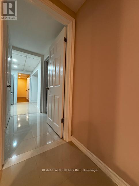 16 Milne Lane, Markham, Ontario  L3P 1C7 - Photo 4 - N12725476