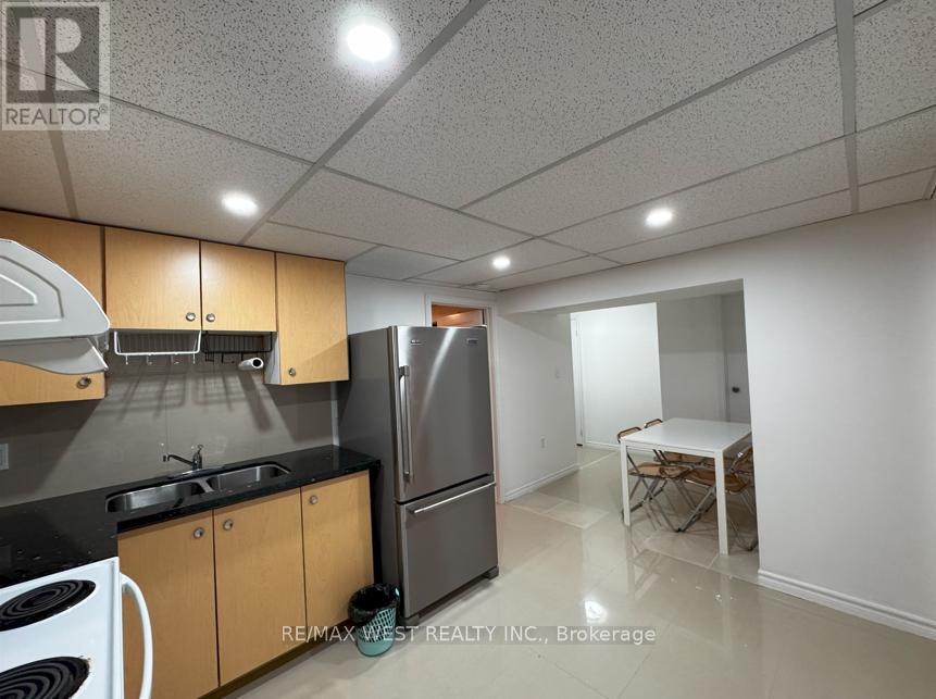 16 Milne Lane, Markham, Ontario  L3P 1C7 - Photo 7 - N12725476