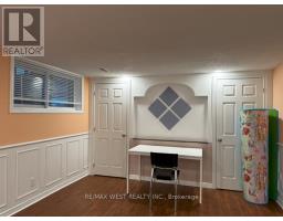 16 MILNE LANE, Markham, Ontario