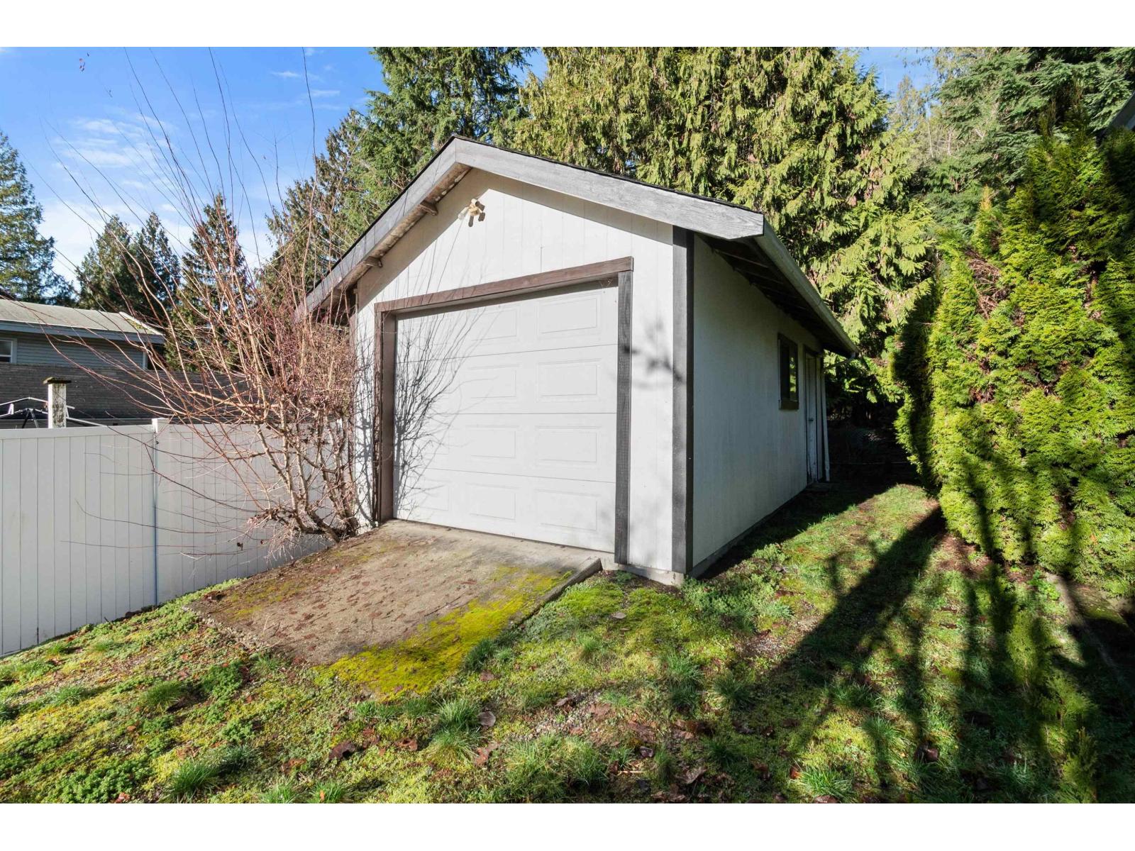 66665 Stephens Road, Kawkawa Lake, Hope, British Columbia  V0X 1L1 - Photo 23 - R3082095