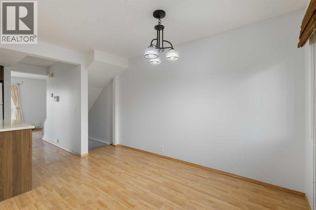 72, 1055 72 Avenue Nw, Calgary, Alberta  T2K 5S4 - Photo 5 - A2267183