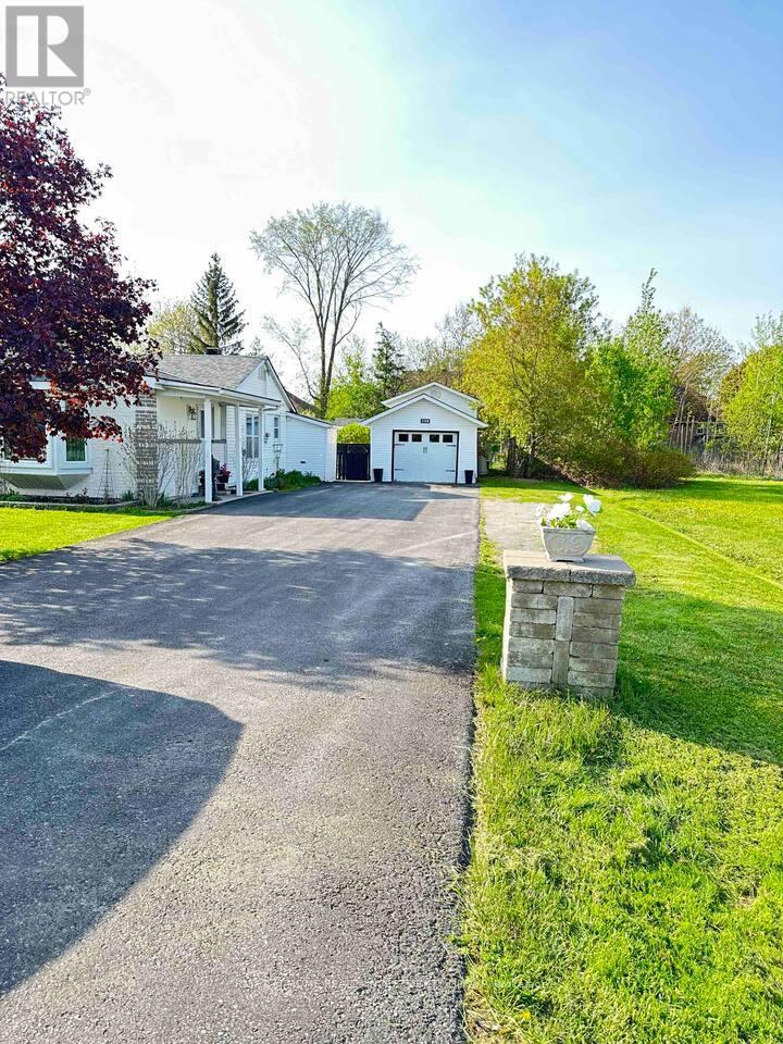 338 Little Avenue, Barrie, Ontario  L4N 2Z6 - Photo 1 - S12725424