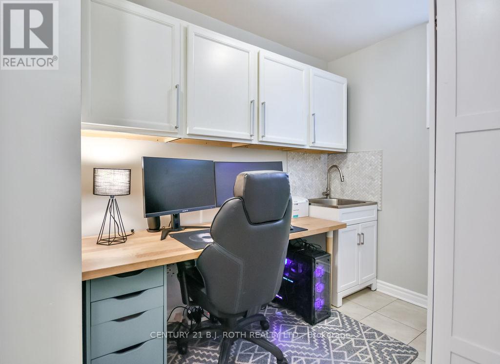 63 The Queensway, Barrie, Ontario  L4M 7J3 - Photo 21 - S12725428