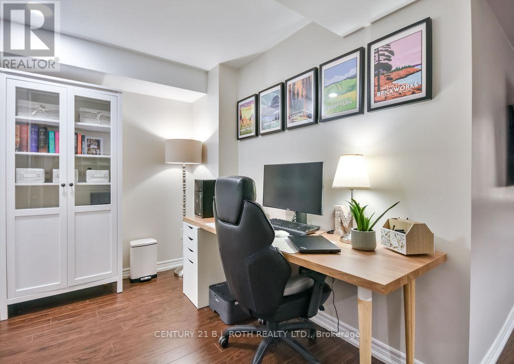 63 The Queensway, Barrie, Ontario  L4M 7J3 - Photo 36 - S12725428