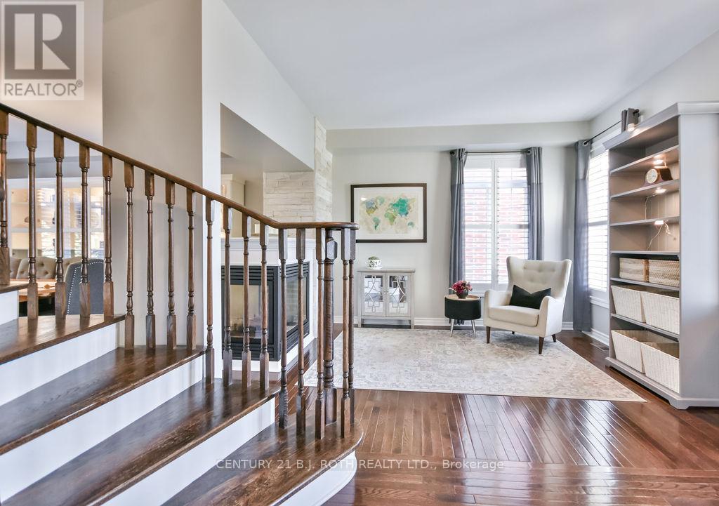 63 The Queensway, Barrie, Ontario  L4M 7J3 - Photo 6 - S12725428