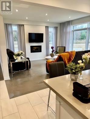 Main - 1 Tran Street, Wasaga Beach, Ontario  L9Z 0M9 - Photo 3 - S12725434