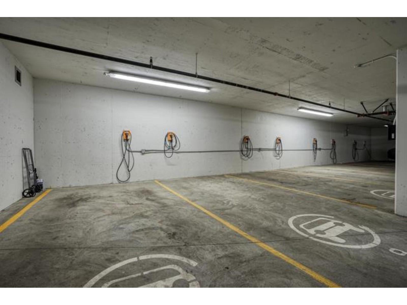 412 3182 Gladwin Road, Abbotsford, British Columbia  V2T 0K8 - Photo 27 - R3082415