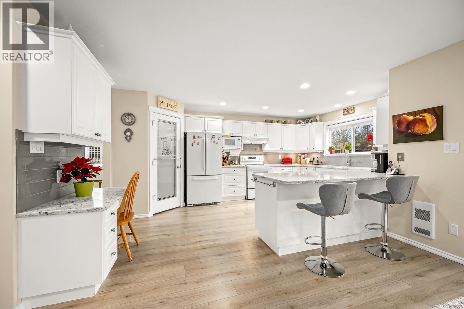 2480 Kinross Pl, Courtenay, British Columbia  V9N 1Y2 - Photo 31 - 1023908