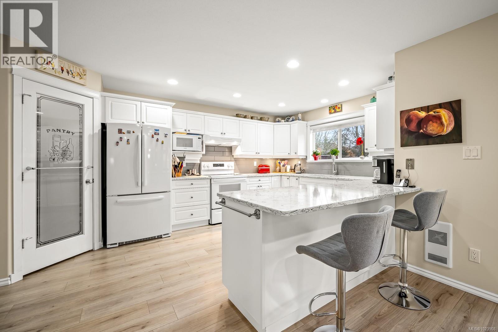 2480 Kinross Pl, Courtenay, British Columbia  V9N 1Y2 - Photo 32 - 1023908