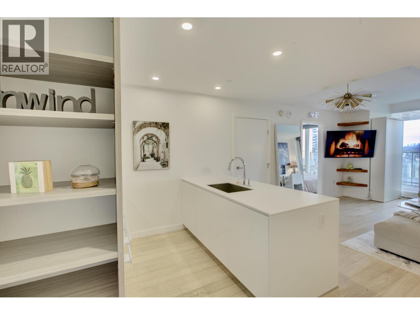 3809 1480 Howe Street, Vancouver, British Columbia  V6Z 0G5 - Photo 2 - R3081800