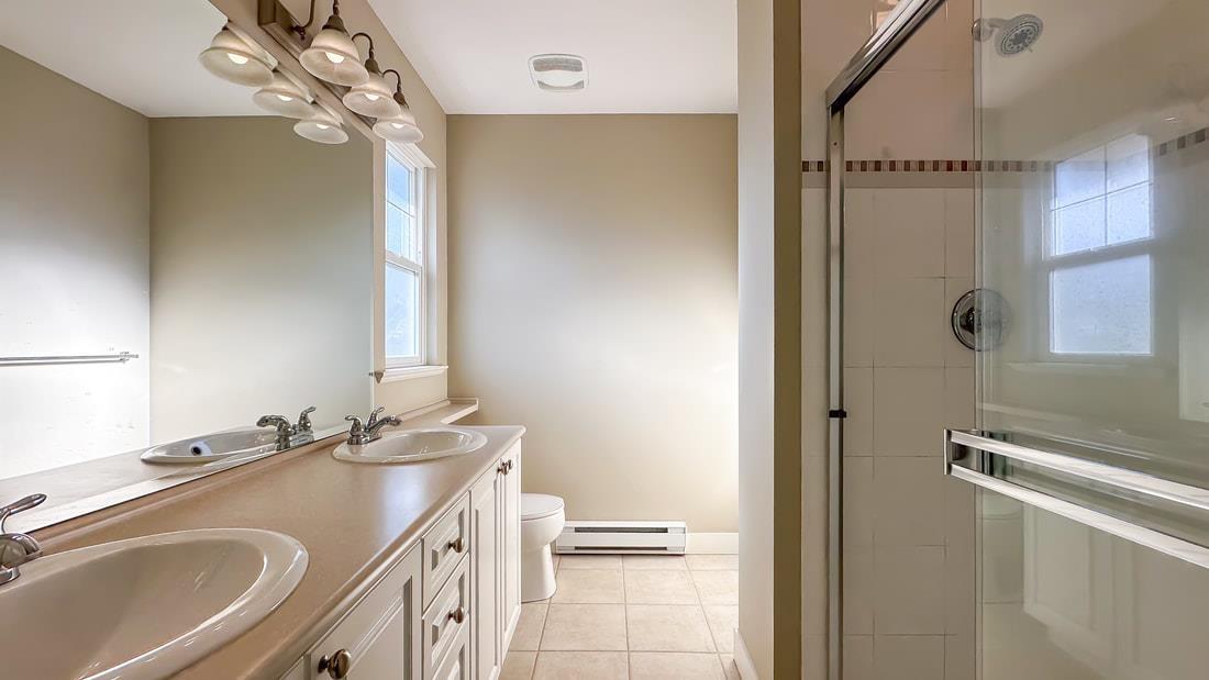 38 6568 193b Street, Surrey, British Columbia  V4N 5S2 - Photo 13 - R3082033