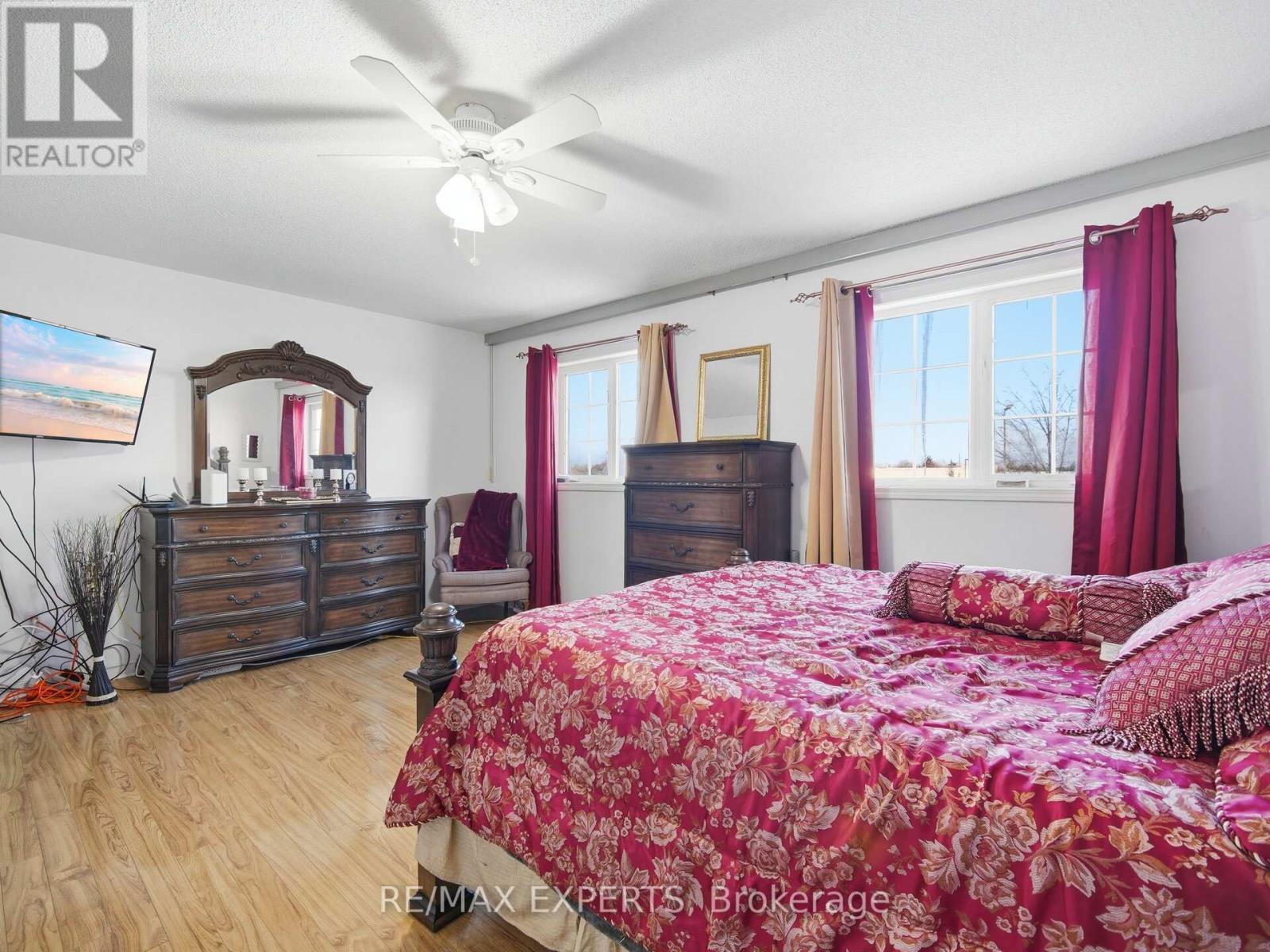 70 Twin Pines Crescent, Brampton, Ontario  L7A 1M8 - Photo 24 - W12725342