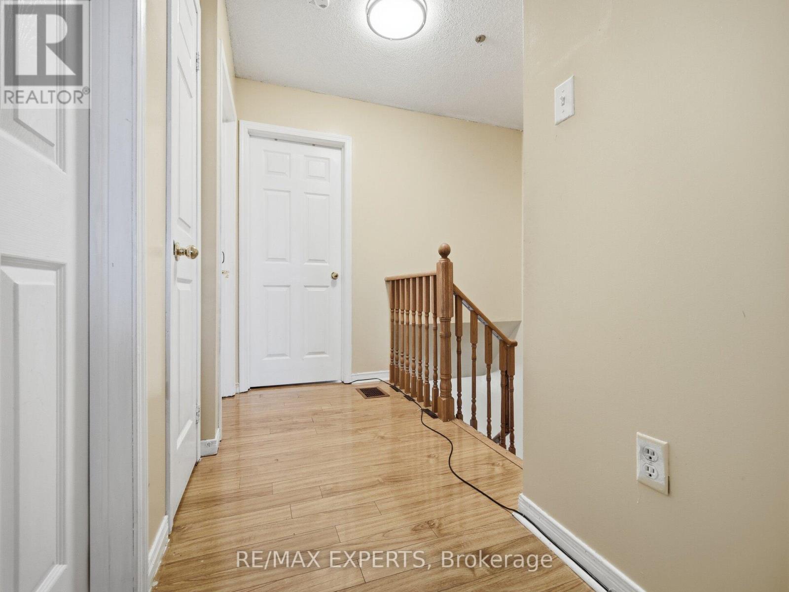 70 Twin Pines Crescent, Brampton, Ontario  L7A 1M8 - Photo 33 - W12725342