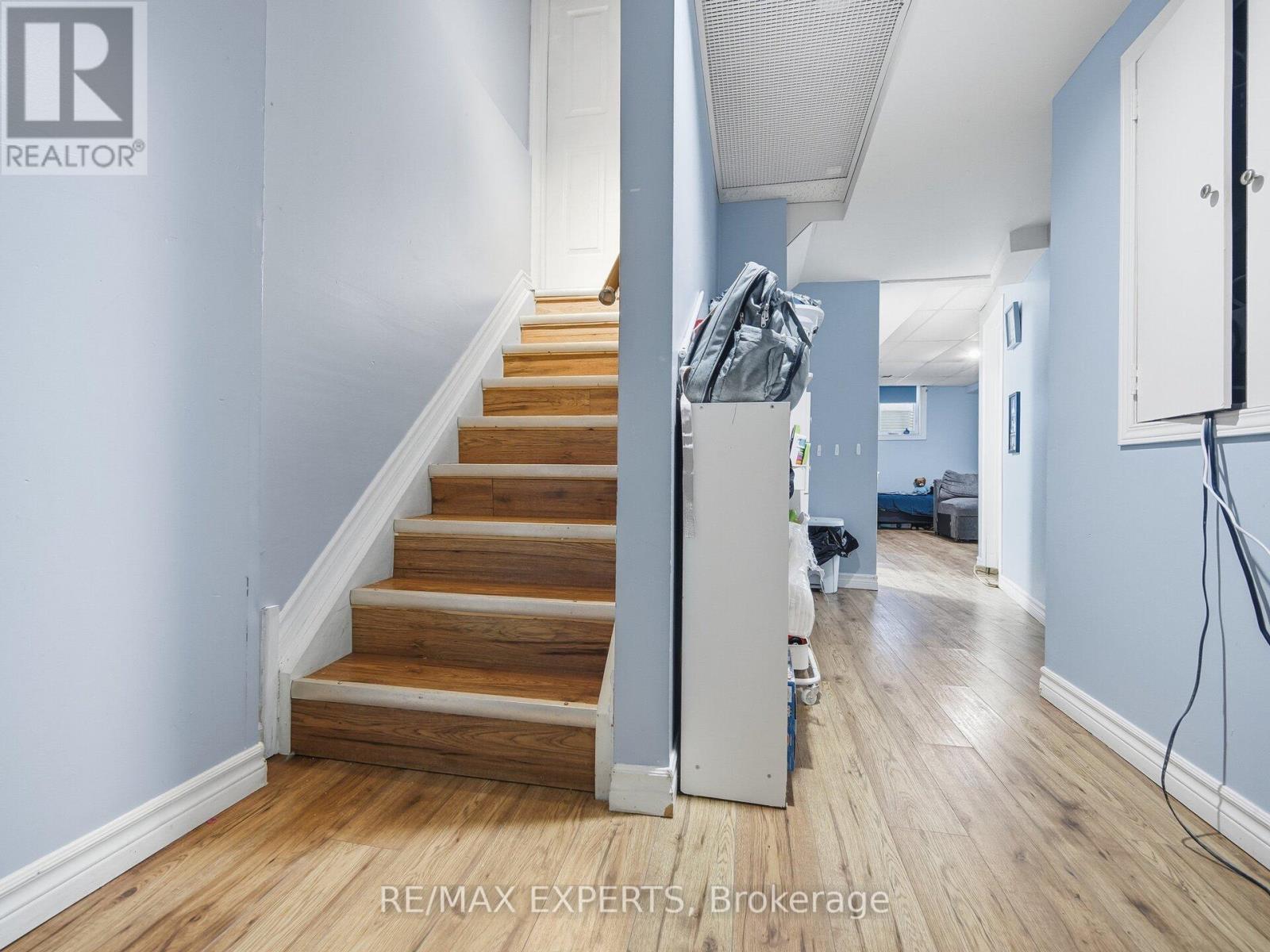 70 Twin Pines Crescent, Brampton, Ontario  L7A 1M8 - Photo 35 - W12725342