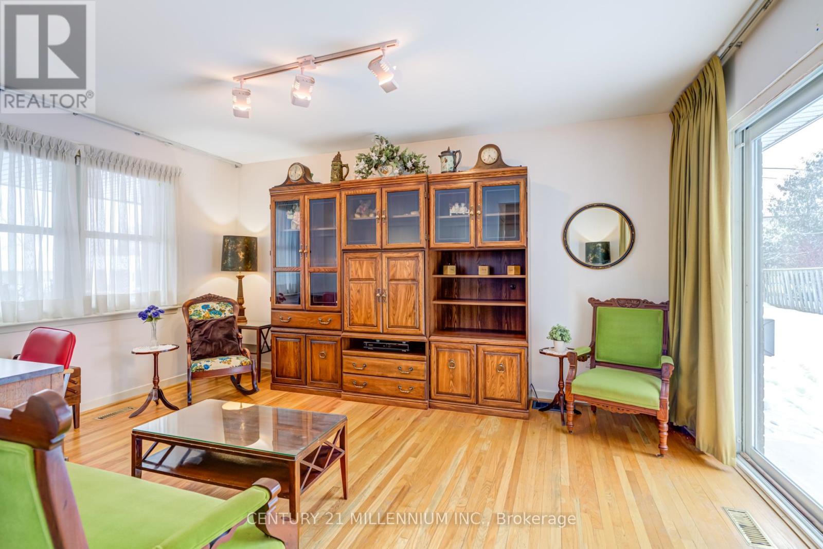 2 Durham Crescent, Brampton, Ontario  L6T 2X6 - Photo 16 - W12725370