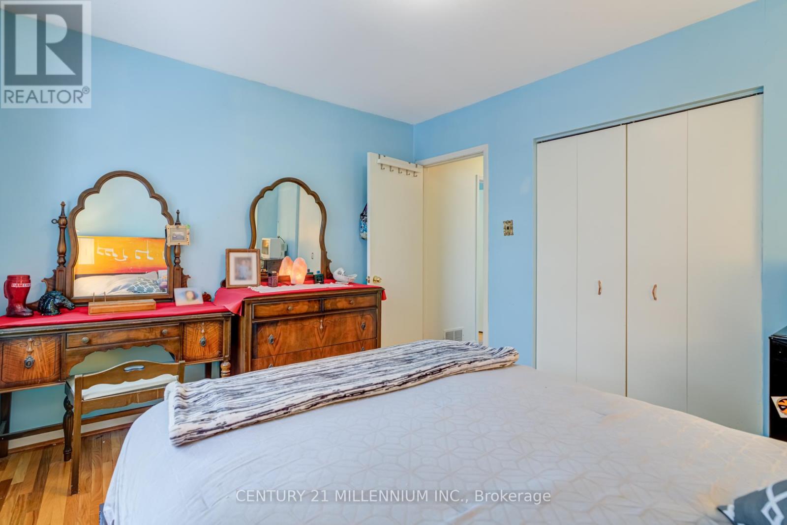 2 Durham Crescent, Brampton, Ontario  L6T 2X6 - Photo 24 - W12725370