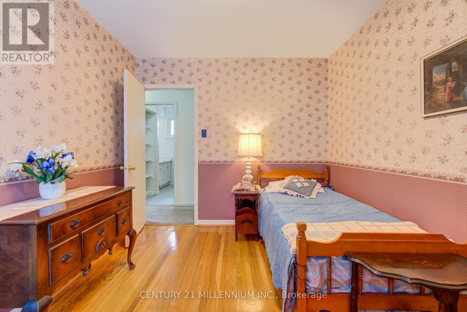 2 Durham Crescent, Brampton, Ontario  L6T 2X6 - Photo 30 - W12725370