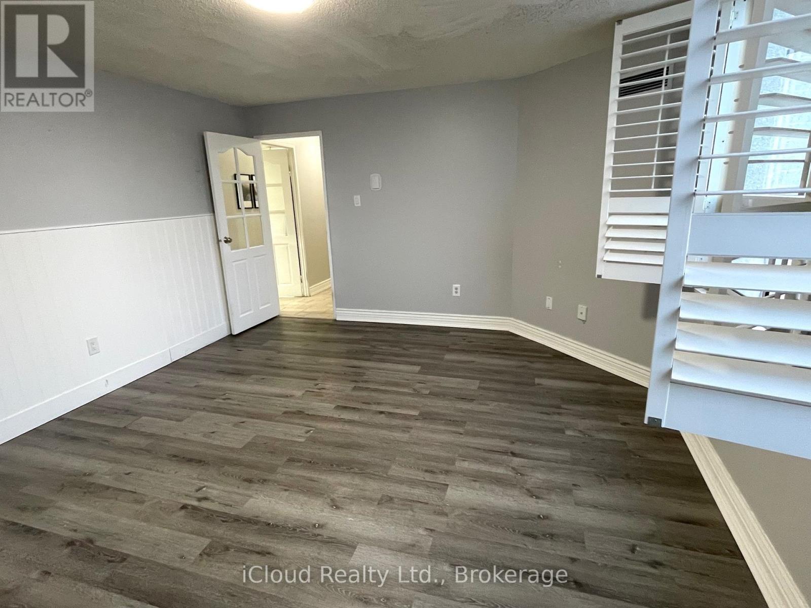 3208 - 3650 Kaneff Crescent, Mississauga, Ontario L5A 4A1 - Photo 11 - W12725378