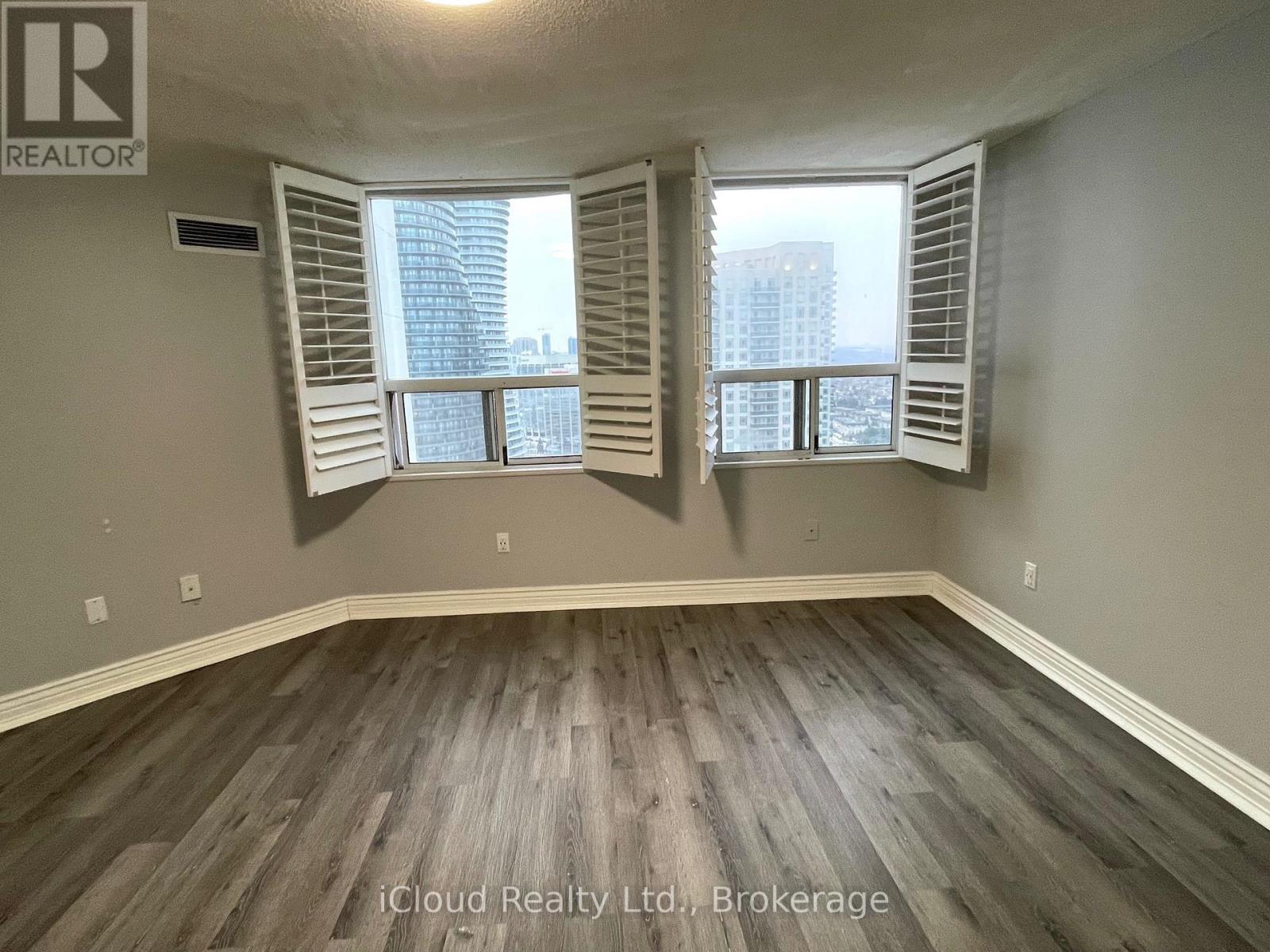 3208 - 3650 Kaneff Crescent, Mississauga, Ontario L5A 4A1 - Photo 17 - W12725378