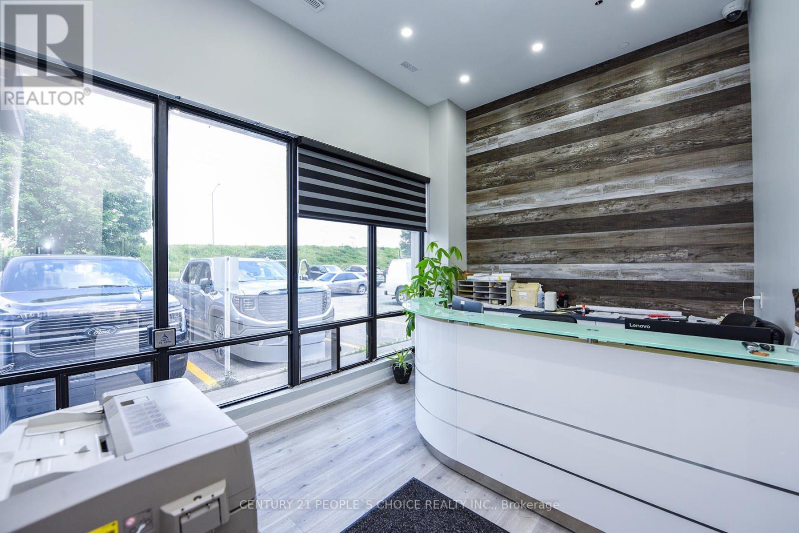 18 - 7956 Torbram Road, Brampton, Ontario  L6T 5A2 - Photo 6 - W12725396