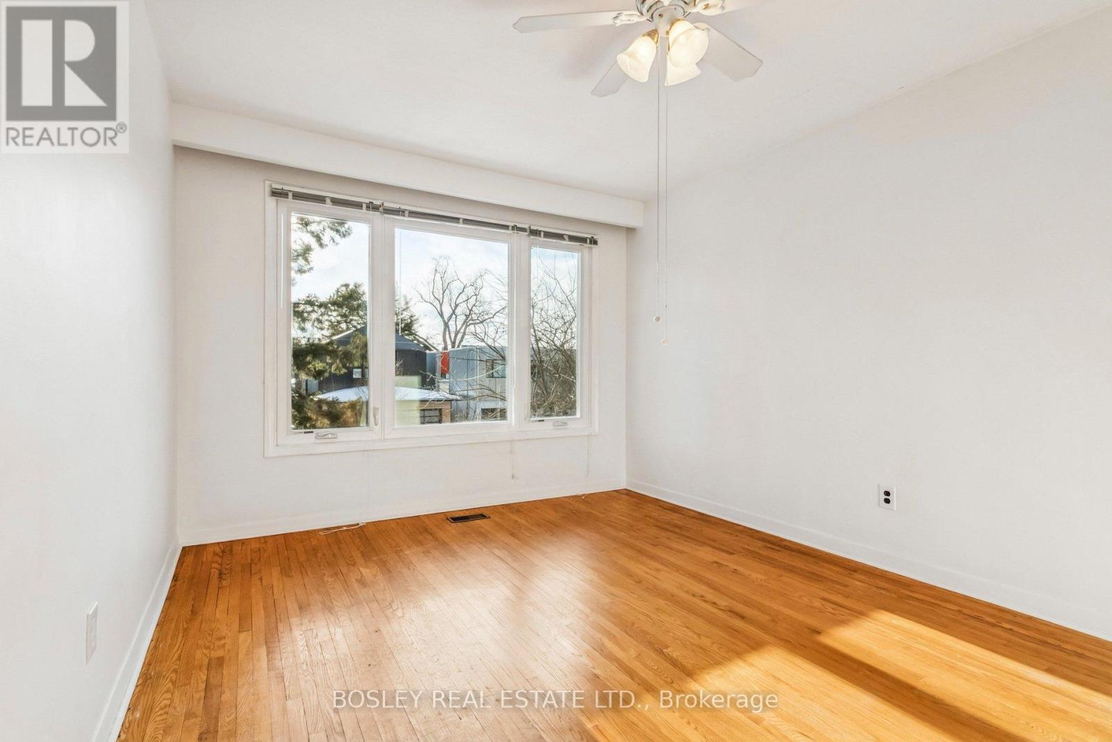 11 Forty First Street, Toronto, Ontario  M8W 3N4 - Photo 10 - W12725448