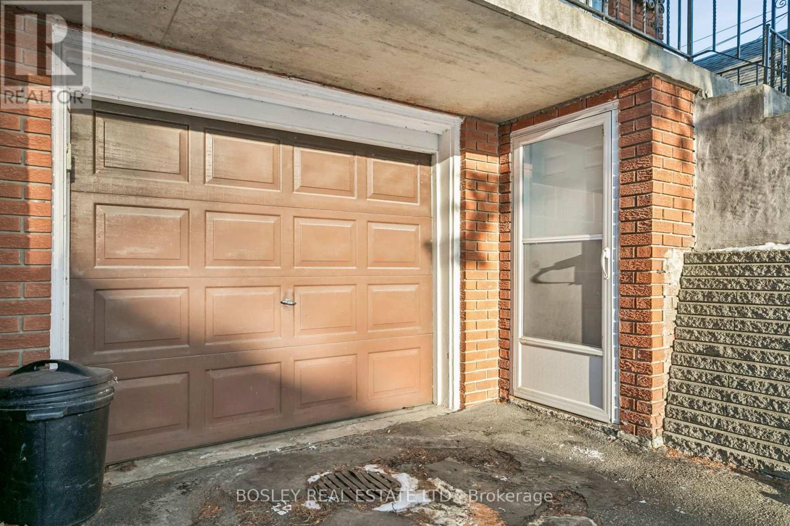 11 Forty First Street, Toronto, Ontario  M8W 3N4 - Photo 16 - W12725448