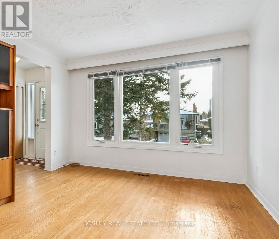 11 Forty First Street, Toronto, Ontario  M8W 3N4 - Photo 4 - W12725448