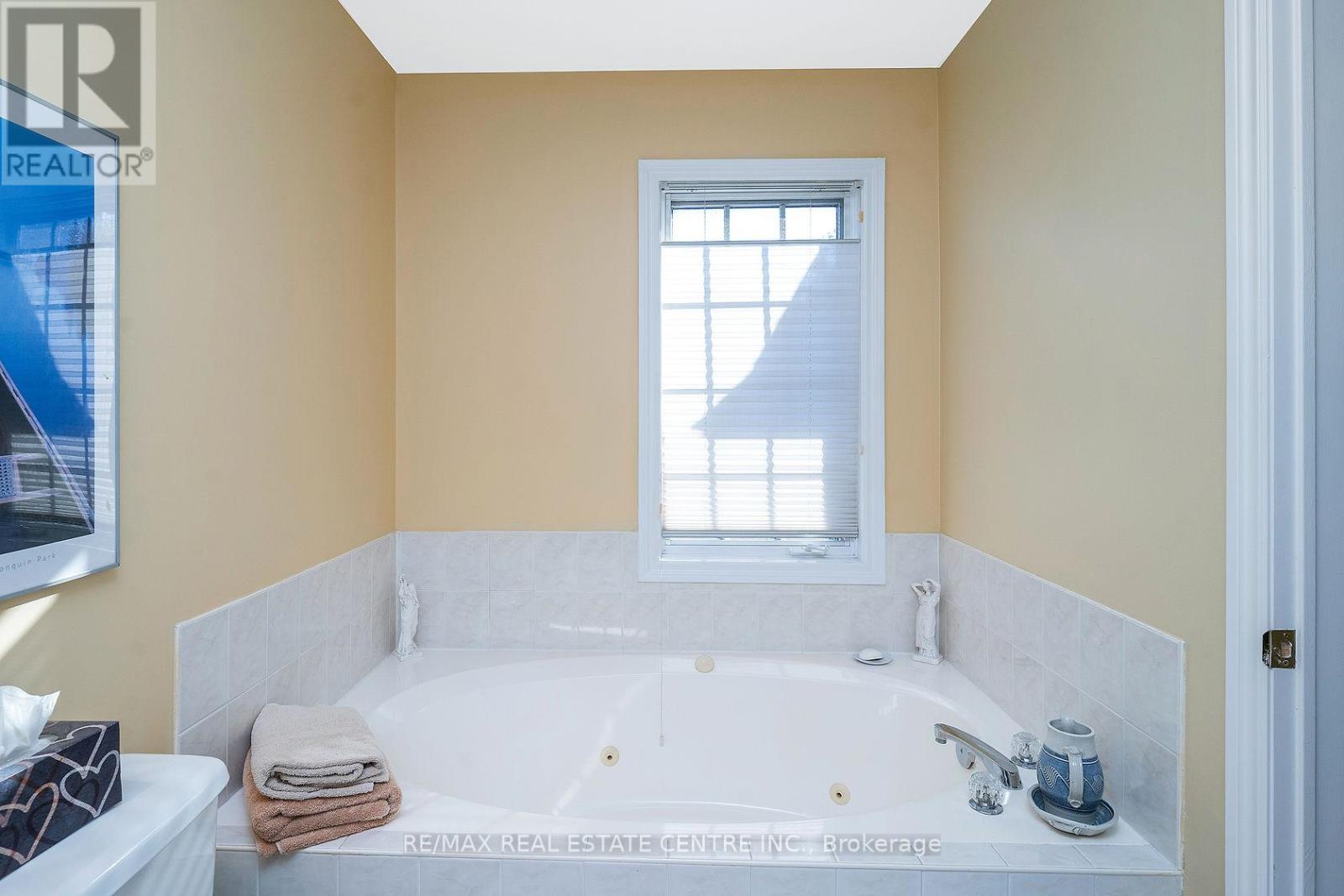 3 - 76 River Drive, Halton Hills, Ontario  L7G 2J2 - Photo 16 - W12725450