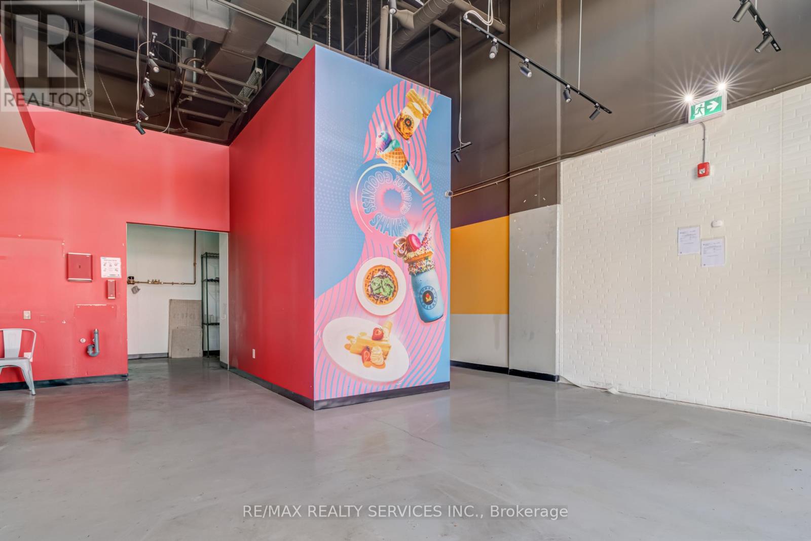 4 - 5220 Dundas Street, Burlington, Ontario  L7L 0J4 - Photo 41 - W12725452