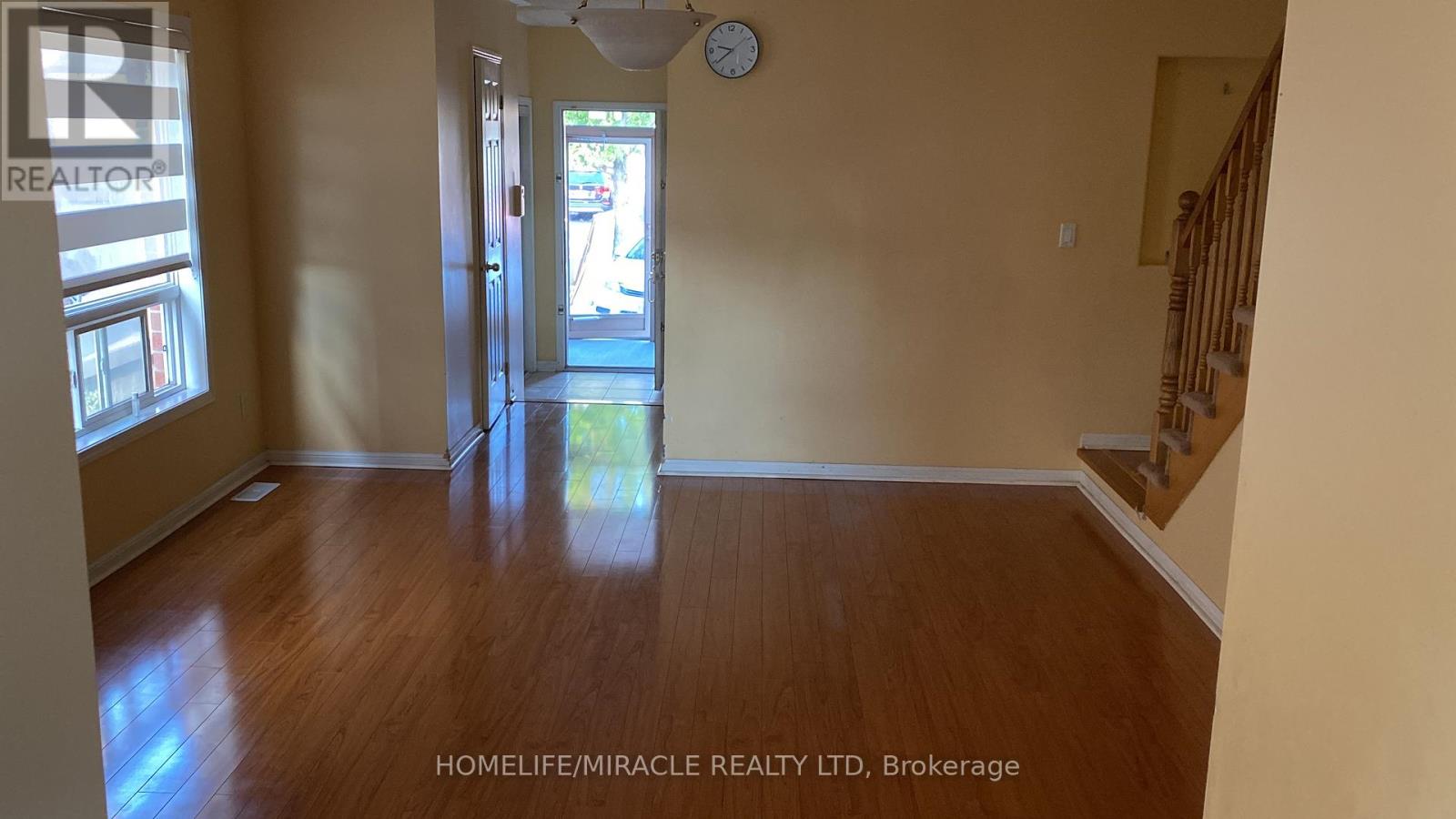 72 Coachlight Crescent, Brampton, Ontario  L6P 2Y8 - Photo 3 - W12725462