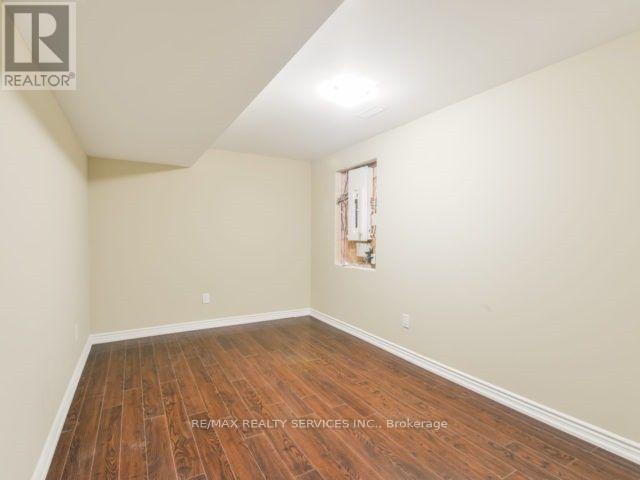 54 Andretti Crescent, Brampton, Ontario  L6X 5G6 - Photo 5 - W12725466