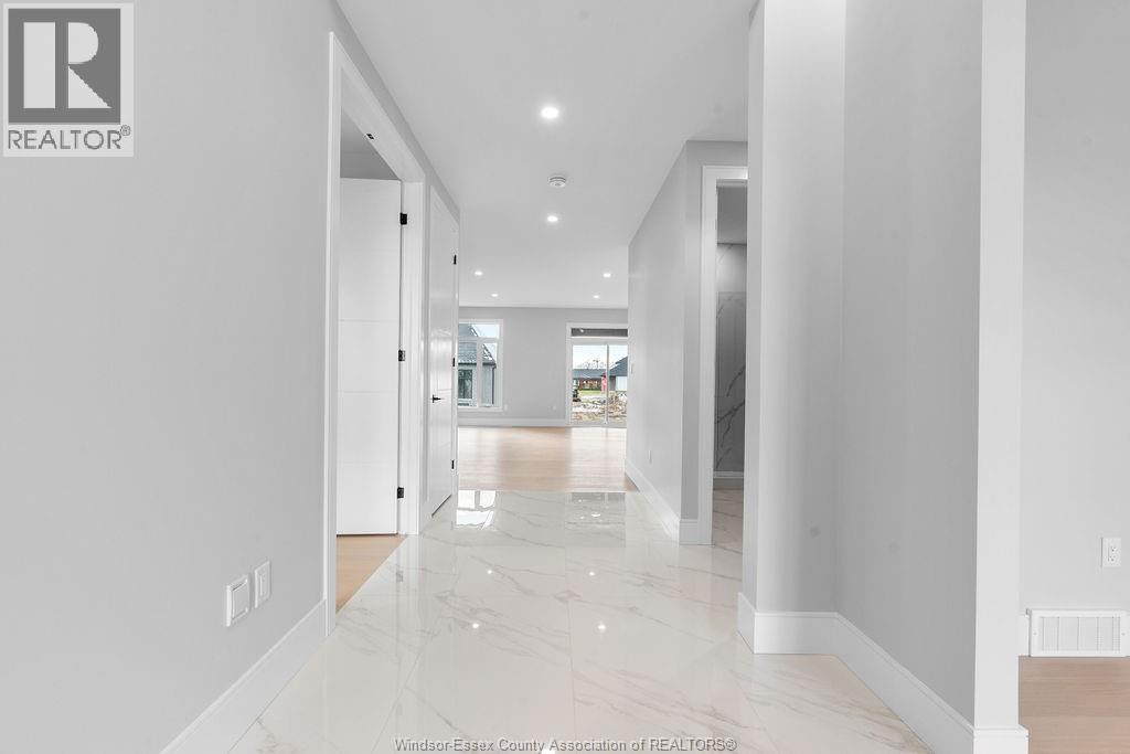 4615 Huron Church Line Road, Lasalle, Ontario N9H 1H3 - Photo 12 - 26001831