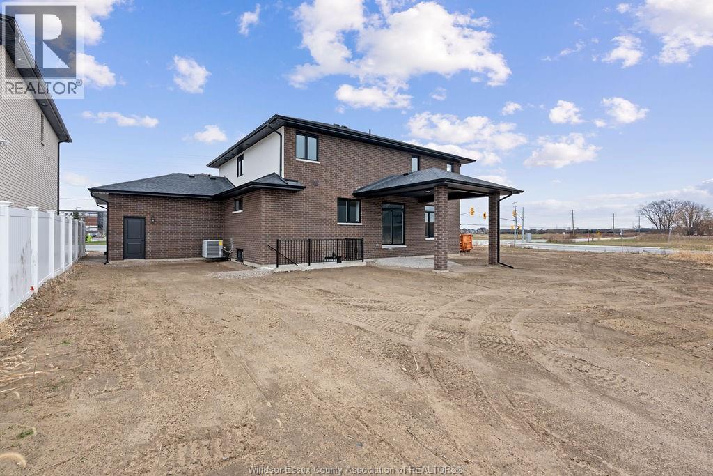 4615 Huron Church Line Road, Lasalle, Ontario N9H 1H3 - Photo 3 - 26001831