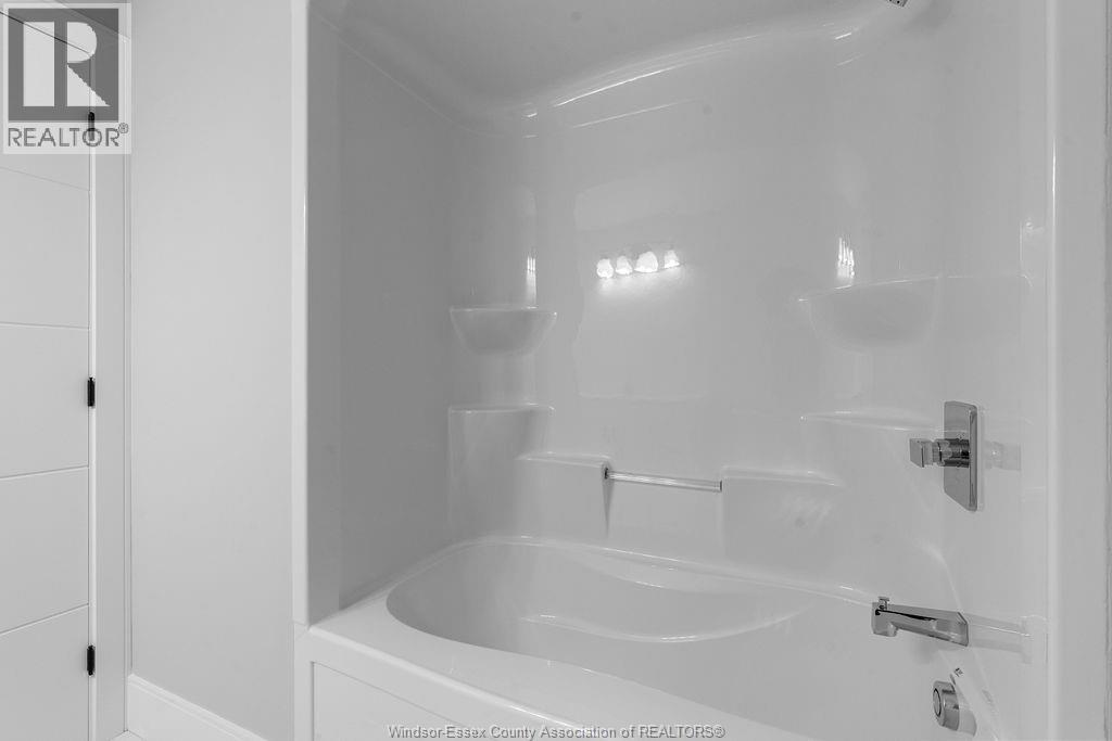 4615 Huron Church Line Road, Lasalle, Ontario N9H 1H3 - Photo 48 - 26001831