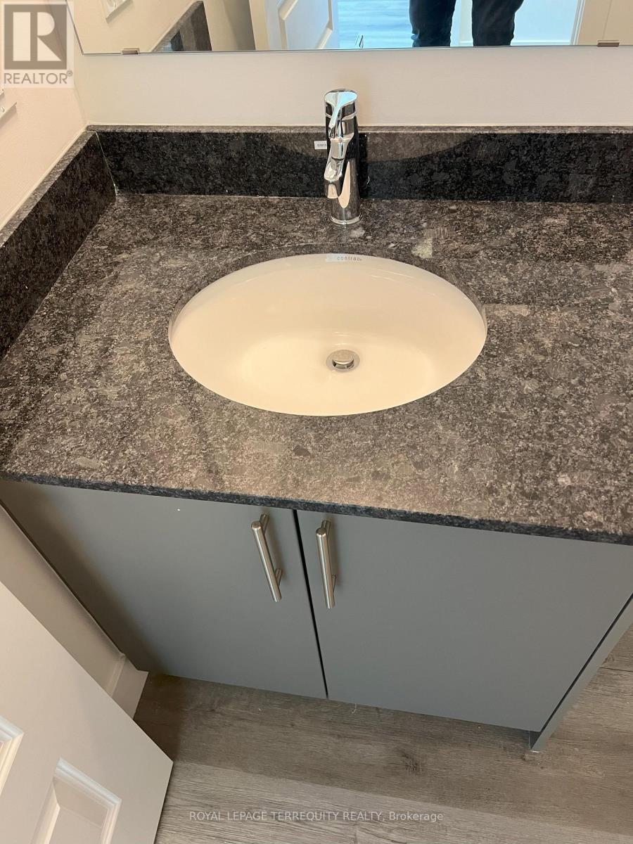 416 - 107 Roger Street, Waterloo, Ontario  N2J 0G3 - Photo 16 - X12725350