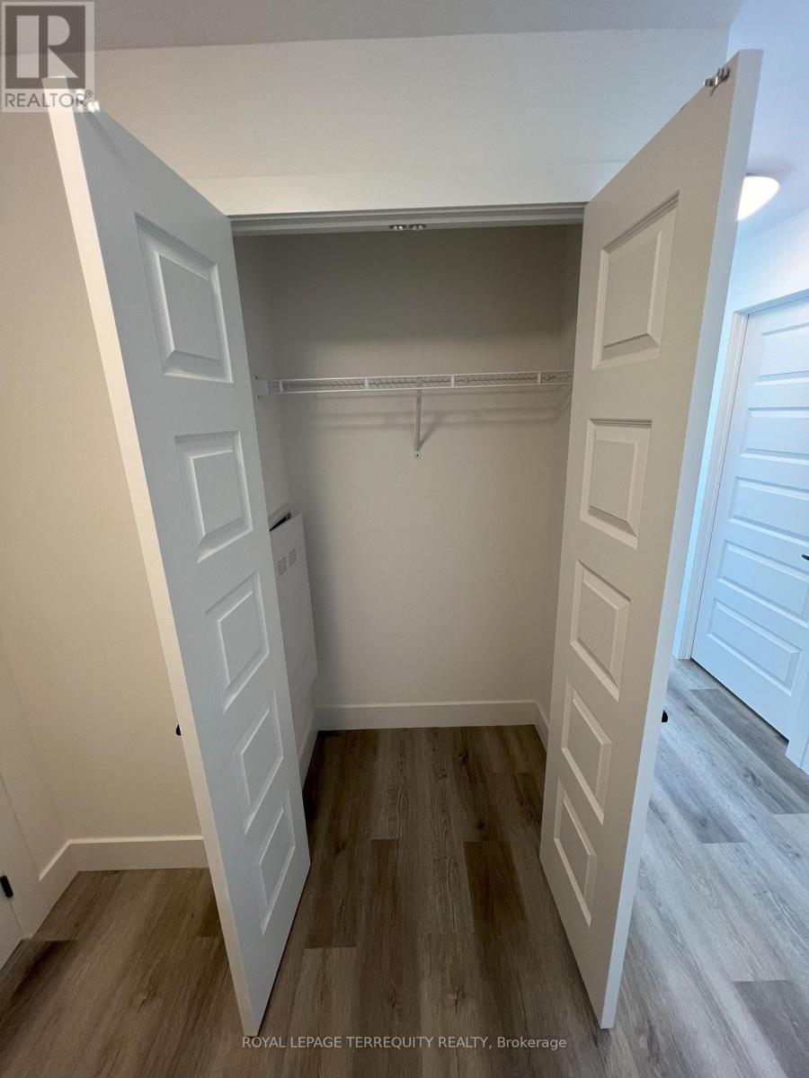 416 - 107 Roger Street, Waterloo, Ontario  N2J 0G3 - Photo 18 - X12725350