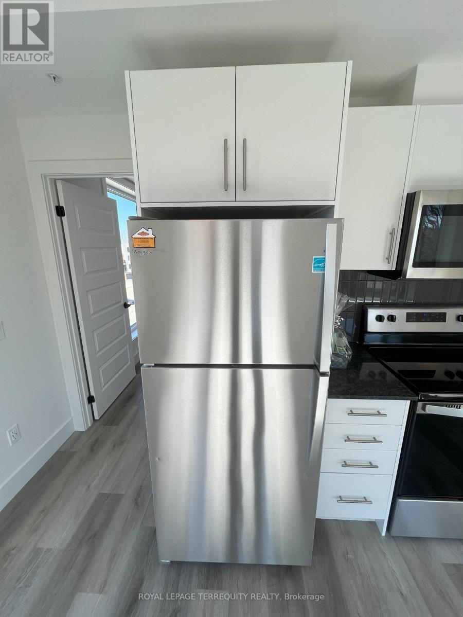 416 - 107 Roger Street, Waterloo, Ontario  N2J 0G3 - Photo 6 - X12725350