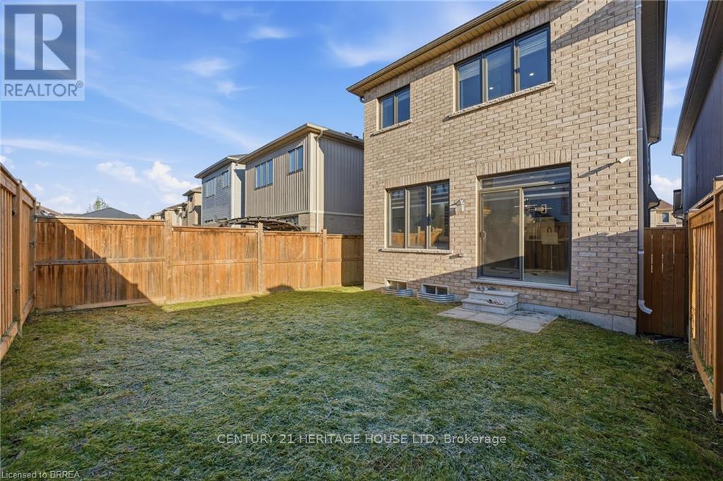 29 Arnold Marshall Boulevard, Haldimand, Ontario  N3W 0B2 - Photo 28 - X12725358