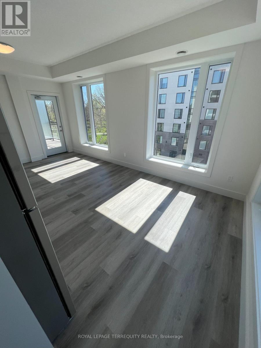 416 - 107 Roger Street, Waterloo, Ontario  N2J 0G3 - Photo 8 - X12725364