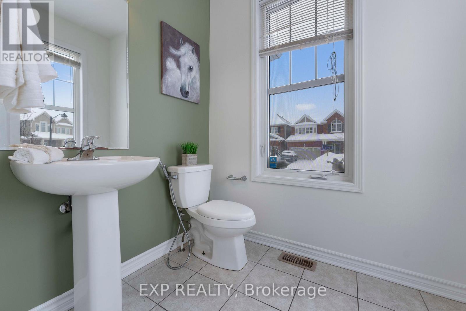 203 Grovehill Crescent, Kitchener, Ontario  N2R 0K9 - Photo 14 - X12725380