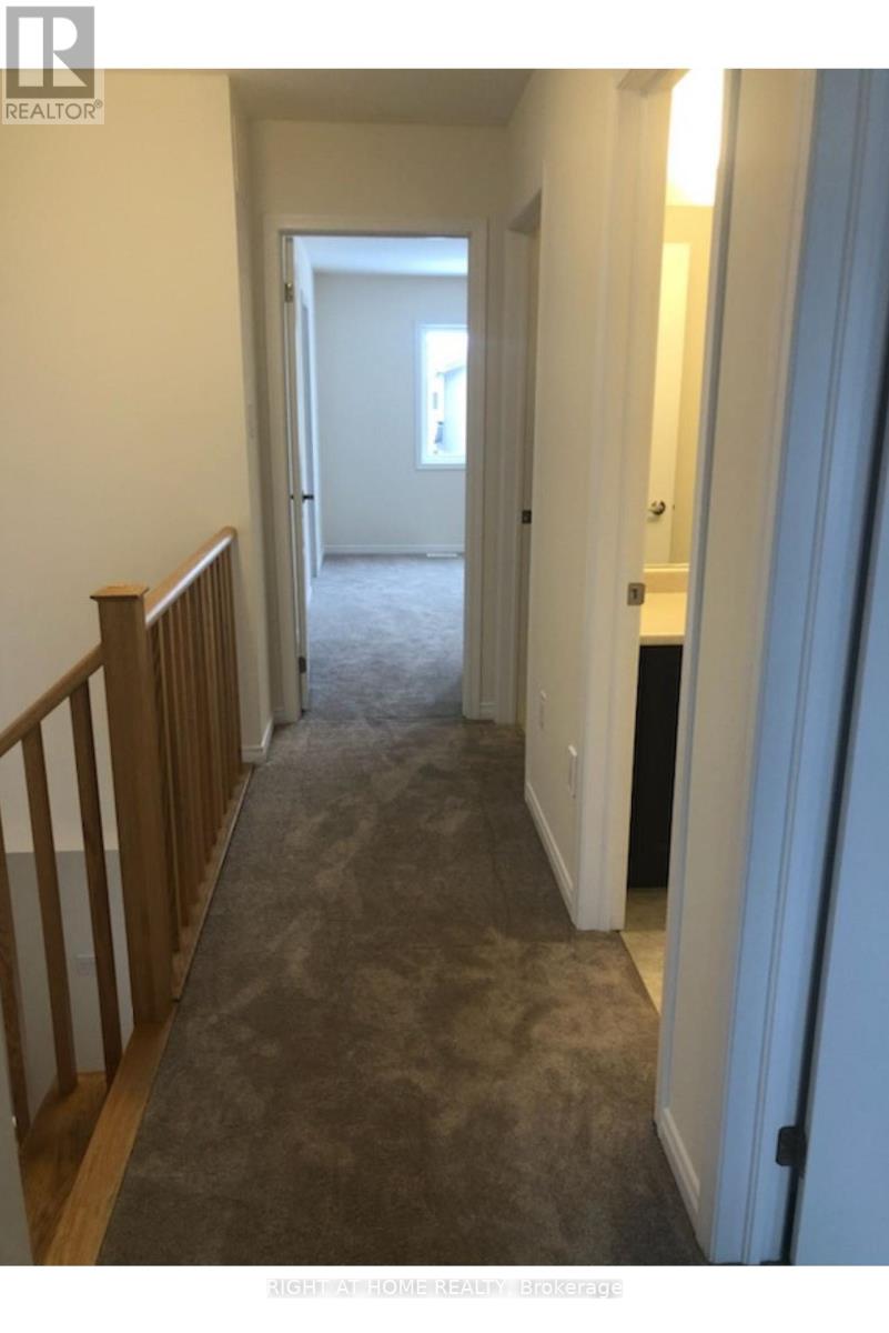 7807 Longhouse Lane, Niagara Falls, Ontario  L2H 3R7 - Photo 4 - X12725398