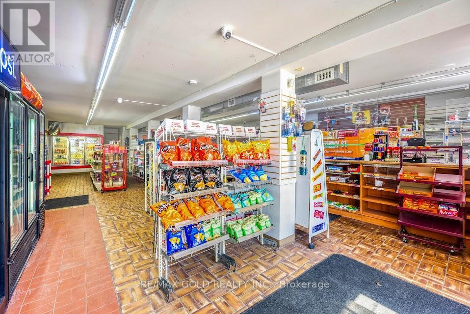 794 London Road, Sarnia, Ontario  N7T 4Y1 - Photo 10 - X12725496