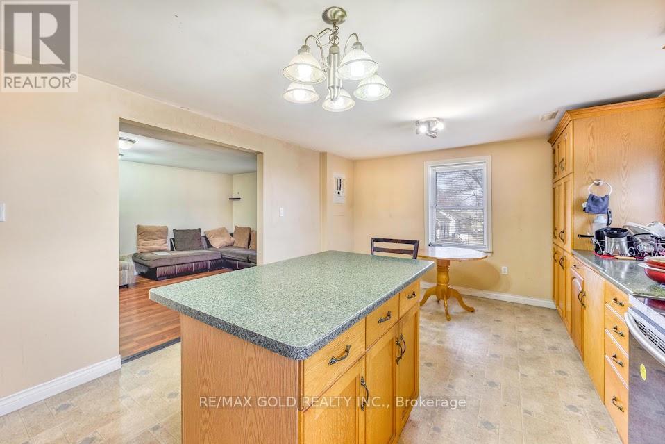 794 London Road, Sarnia, Ontario  N7T 4Y1 - Photo 17 - X12725496