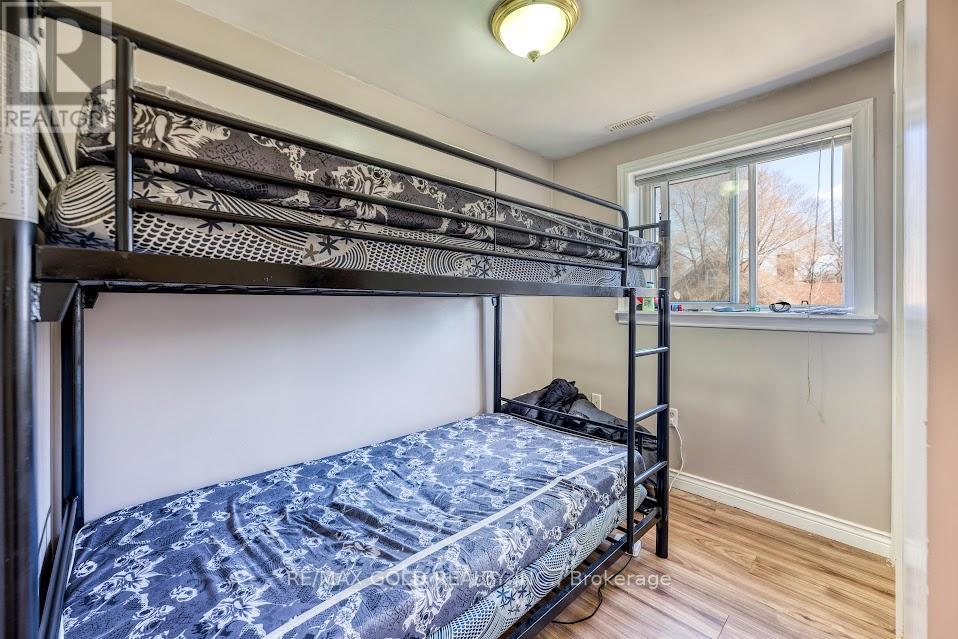 794 London Road, Sarnia, Ontario  N7T 4Y1 - Photo 25 - X12725496