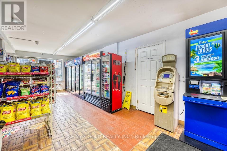 794 London Road, Sarnia, Ontario  N7T 4Y1 - Photo 8 - X12725496