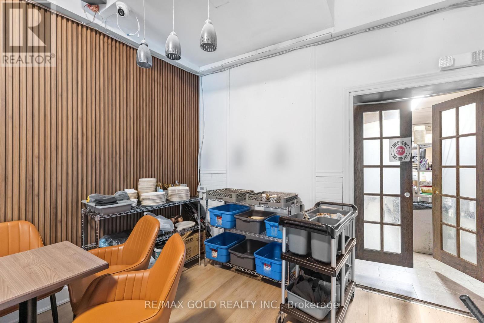 5899 Main Street, Niagara Falls, Ontario  L2G 5Z7 - Photo 14 - X12725510