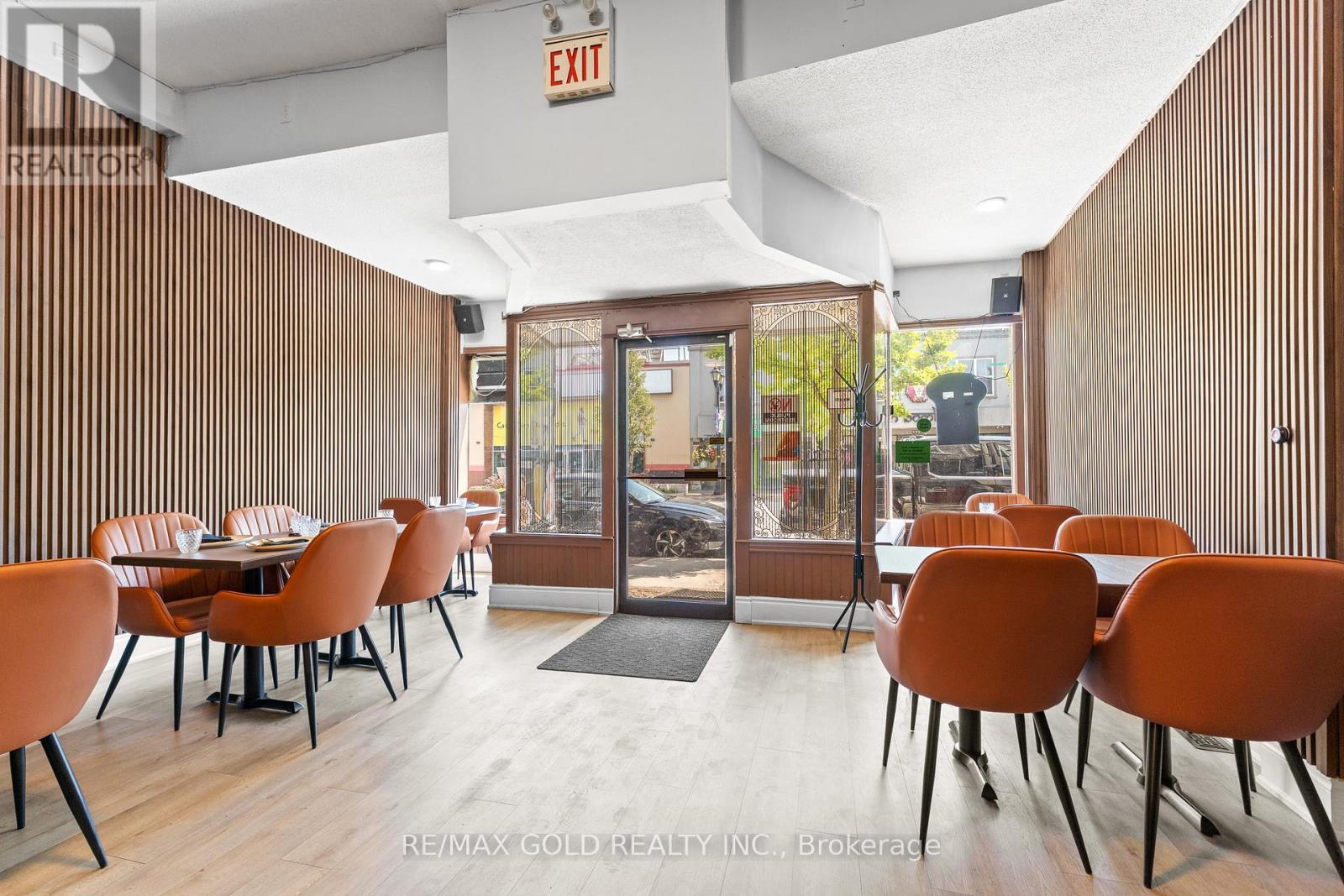 5899 Main Street, Niagara Falls, Ontario  L2G 5Z7 - Photo 7 - X12725510