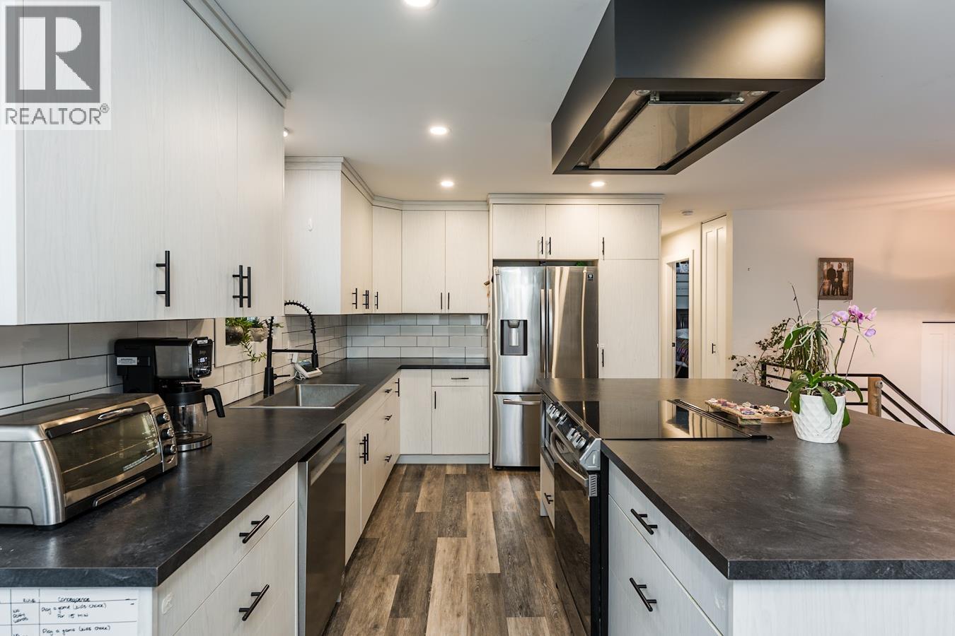 7715 Lemoyne Drive, Prince George, British Columbia  V2N 3A6 - Photo 3 - R3082344