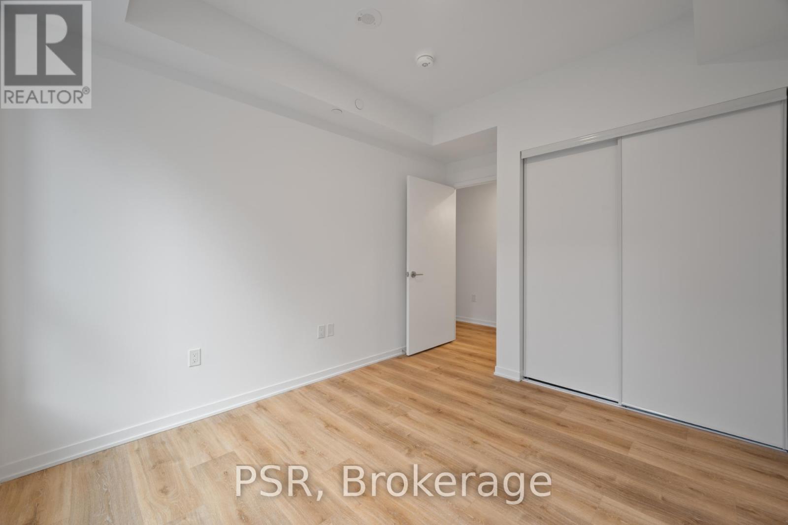 610 - 101 Roehampton Avenue, Toronto, Ontario  M4P 2W2 - Photo 13 - C12706454