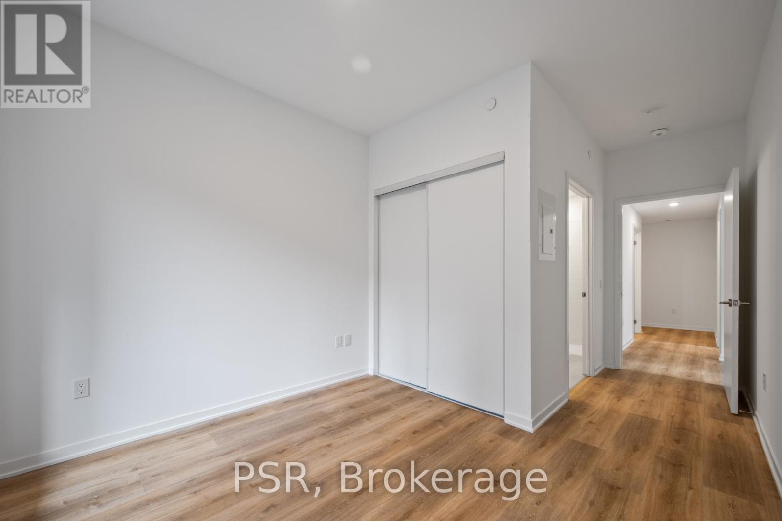 610 - 101 Roehampton Avenue, Toronto, Ontario  M4P 2W2 - Photo 9 - C12706454